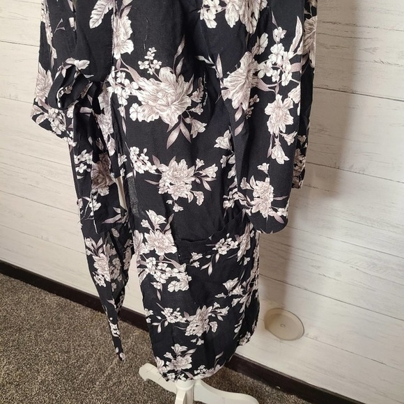 Vintage Boho Floral Black White Kimono, Summer Beach Robe Cover, One Size - Picture 6 of 12